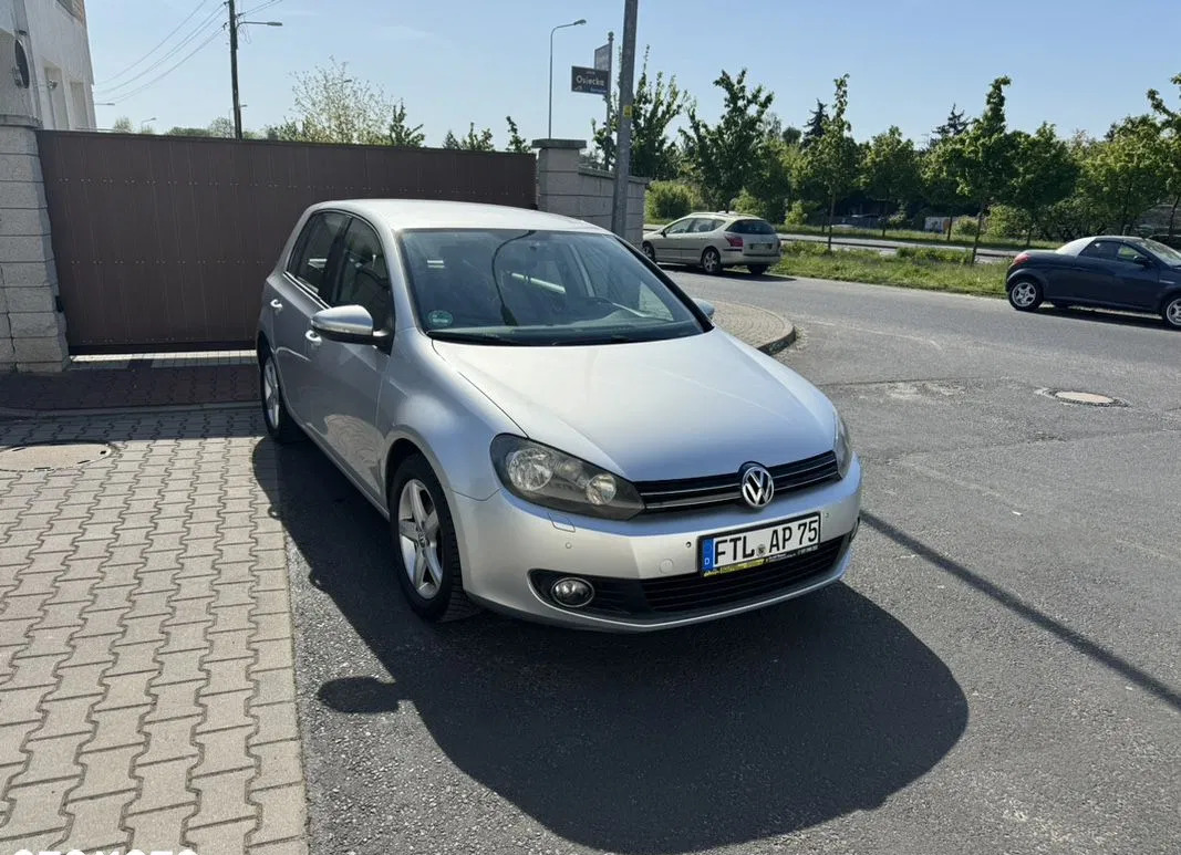 volkswagen połaniec Volkswagen Golf cena 22999 przebieg: 150261, rok produkcji 2010 z Połaniec